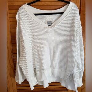 Women’s White V-Neck Knit Sweater